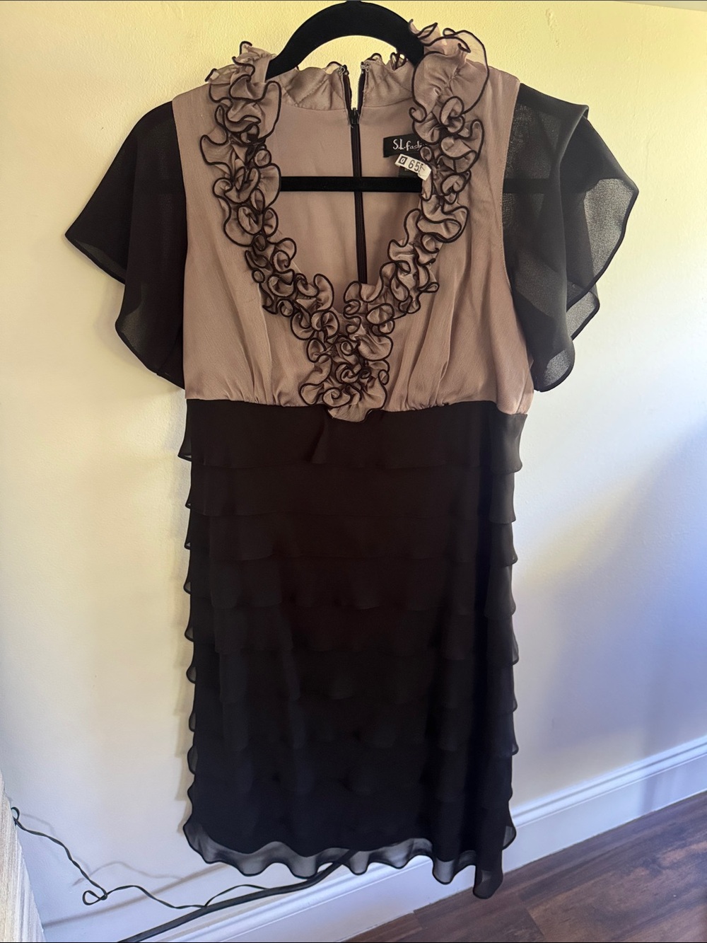 S.L. Fashions Sheer Ruffle-Trim Two-Tone Dress - Black and Taupe size 6, used